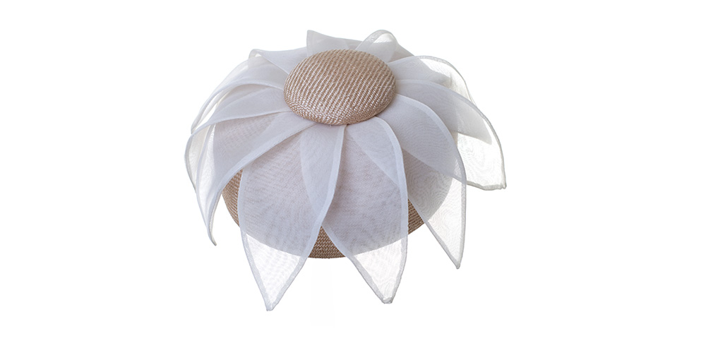 Pillbox flower, sisal straw/organza