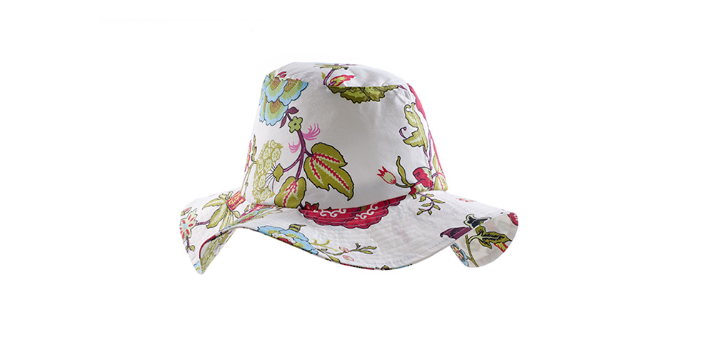 Bucket hat with flower print