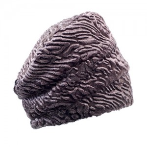 Faux fur cap, mauve coloured