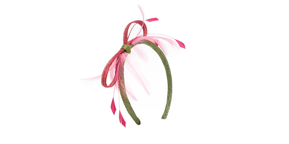 Headband with veil, sisal straw/feathers, lime green/magnolia