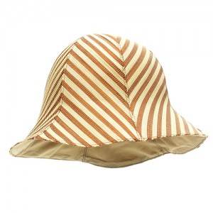 Sun hat out of antique straw fabric lined with cotton